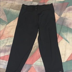 PINK athletic capris